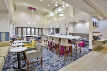 Hampton Inn & Suites Oakwood Village-Cleveland,Cleveland>>Bedford,3 star