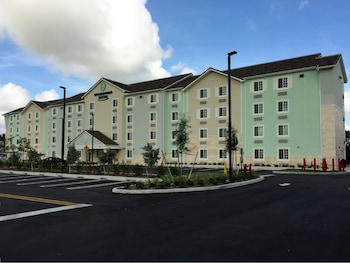 woodspring suites miami southwest