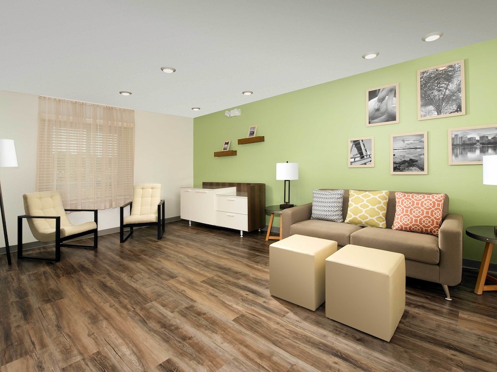 woodspring suites miami southwest