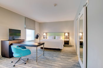 hampton inn and suites boston stoughton