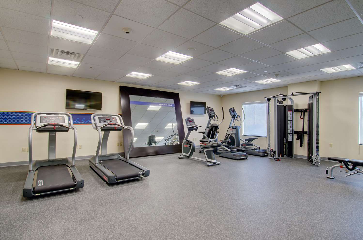 hampton inn and suites boston stoughton