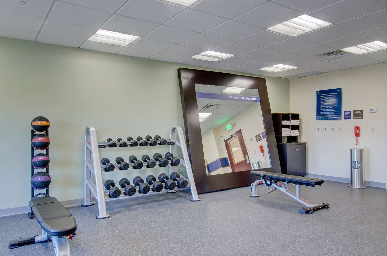 hampton inn and suites boston stoughton