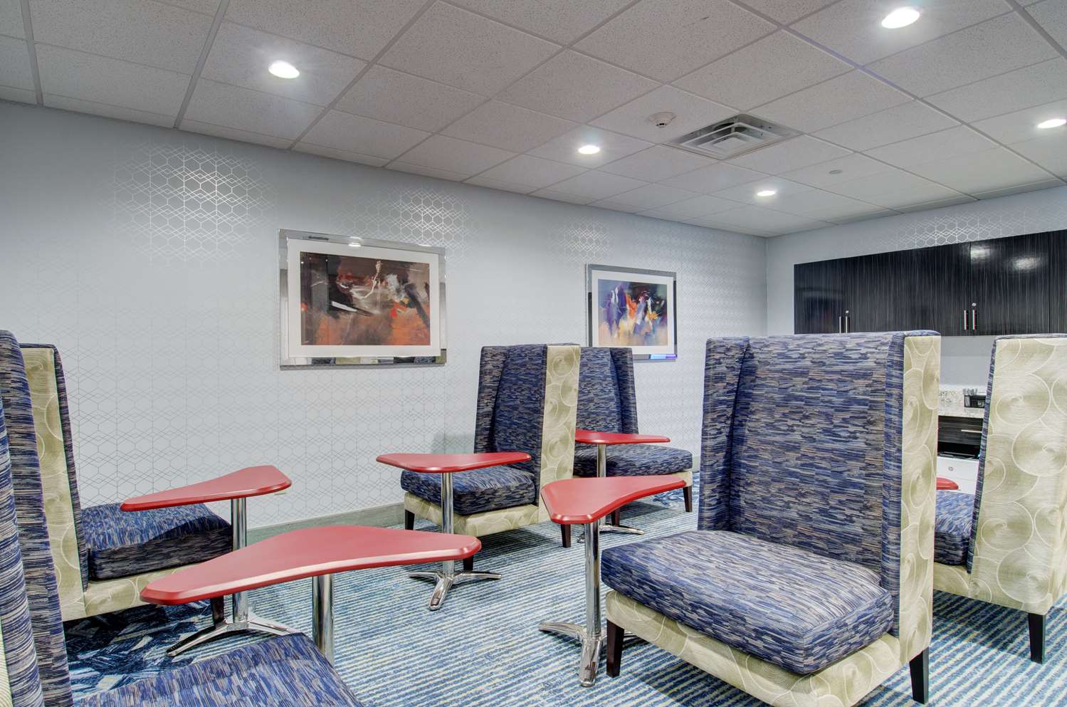 hampton inn and suites boston stoughton