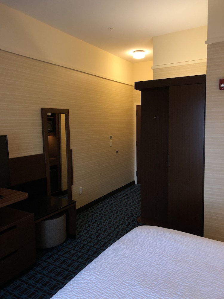 Fairfield Inn & Suites By Marriott Decorah,Winneshiek County>>Decorah,3 star