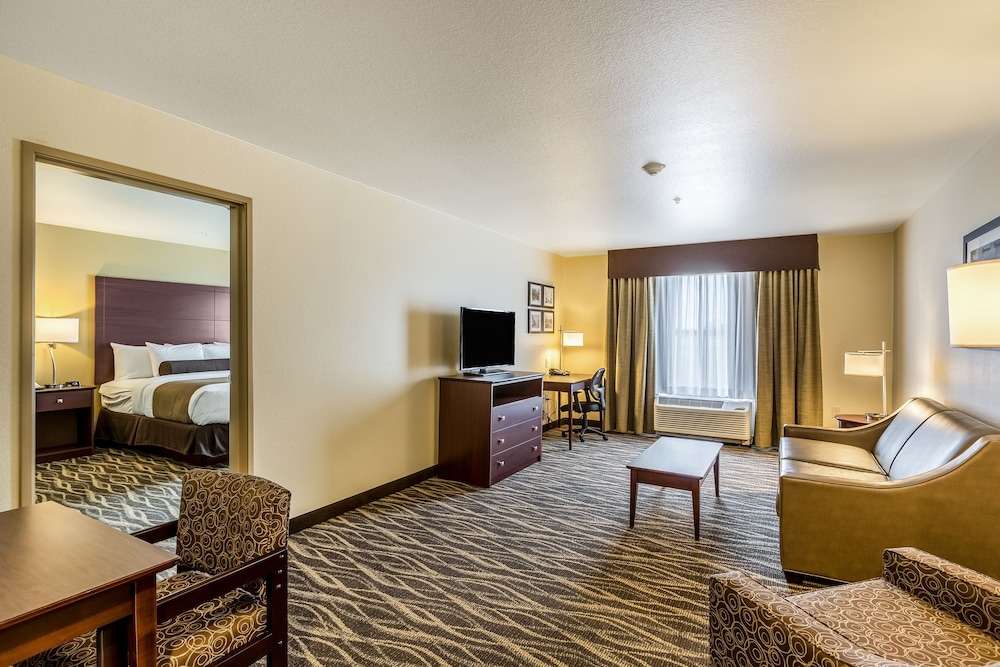 cobblestone hotel and suites stevens point