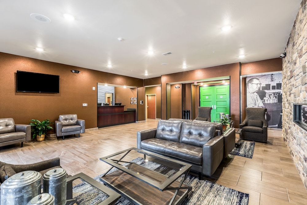 cobblestone hotel and suites stevens point