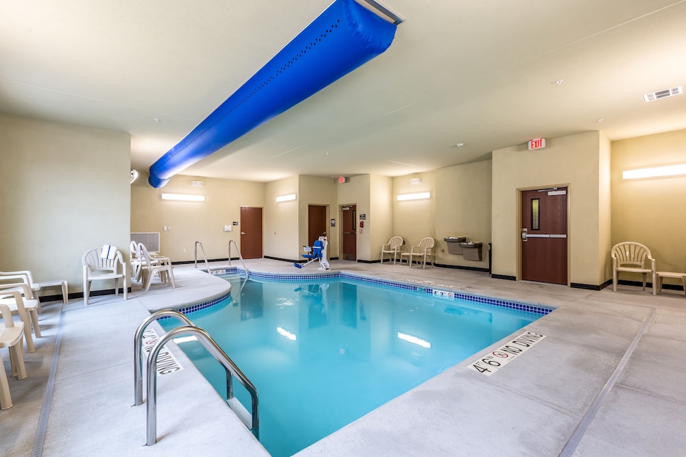 cobblestone hotel and suites stevens point