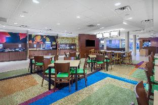 fairfield inn and suites by marriott bloomsburg