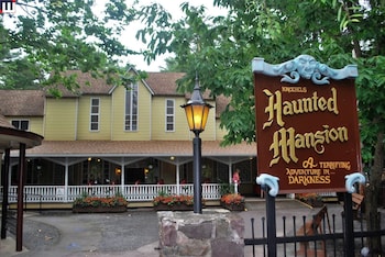 Fairfield Inn & Suites By Marriott Bloomsburg,Columbia>>Bloomsburg,3 star
