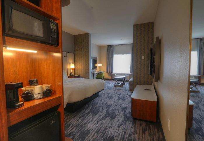 fairfield inn and suites by marriott gatlinburg downtown