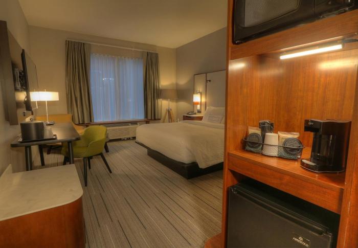 fairfield inn and suites by marriott gatlinburg downtown