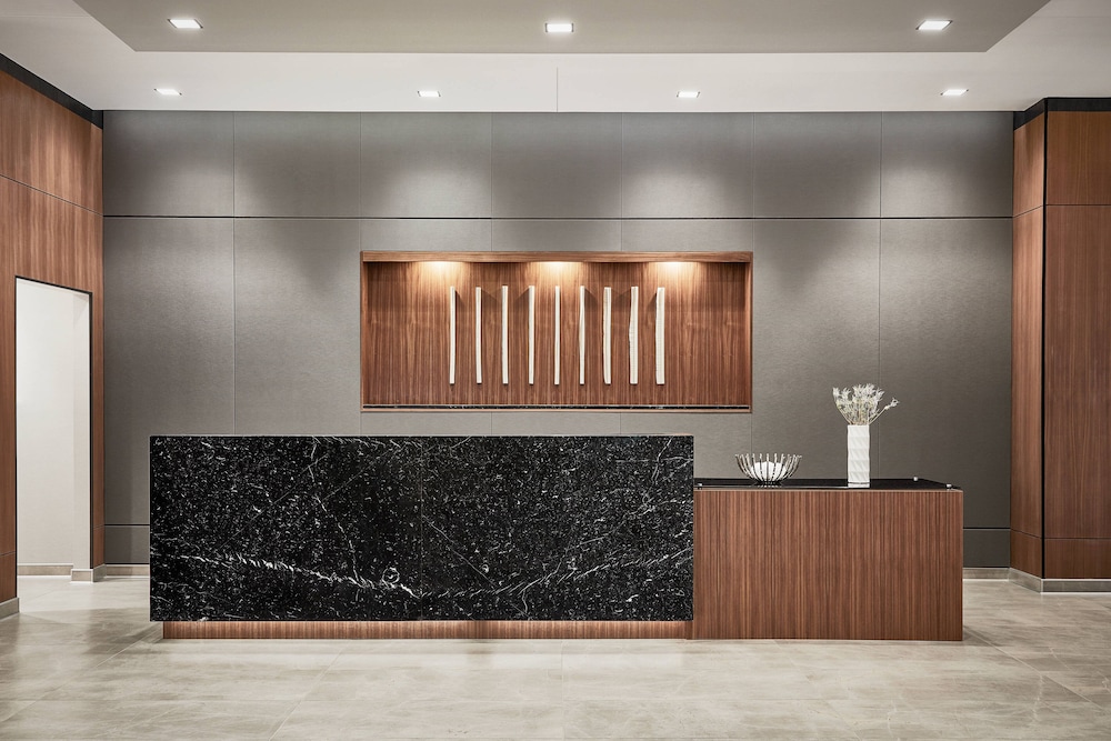 Ac Hotel By Marriott Minneapolis West End,Golden Valley>>Downtown Minneapolis,4 star