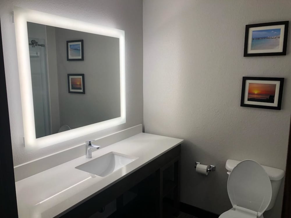 comfort suites fort lauderdale airport and cruise port