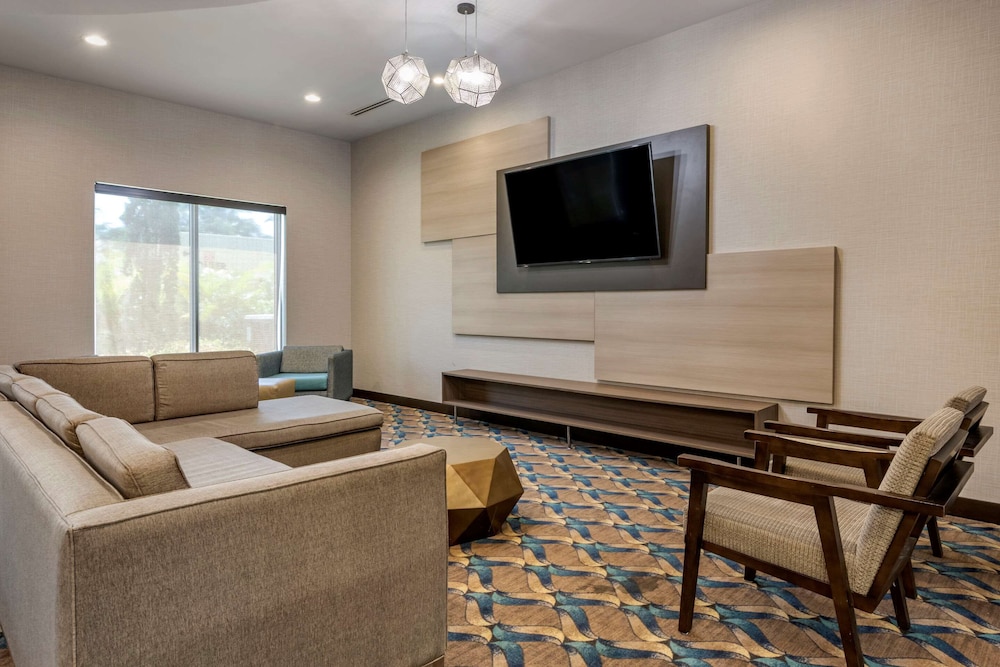 comfort suites fort lauderdale airport and cruise port