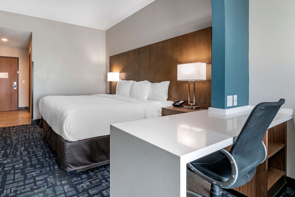 comfort suites fort lauderdale airport and cruise port