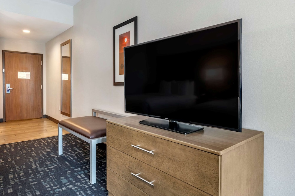 comfort suites fort lauderdale airport and cruise port