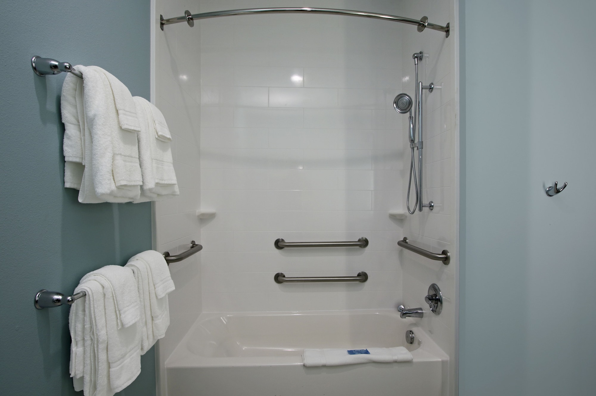 holiday inn express and suites lake charles south