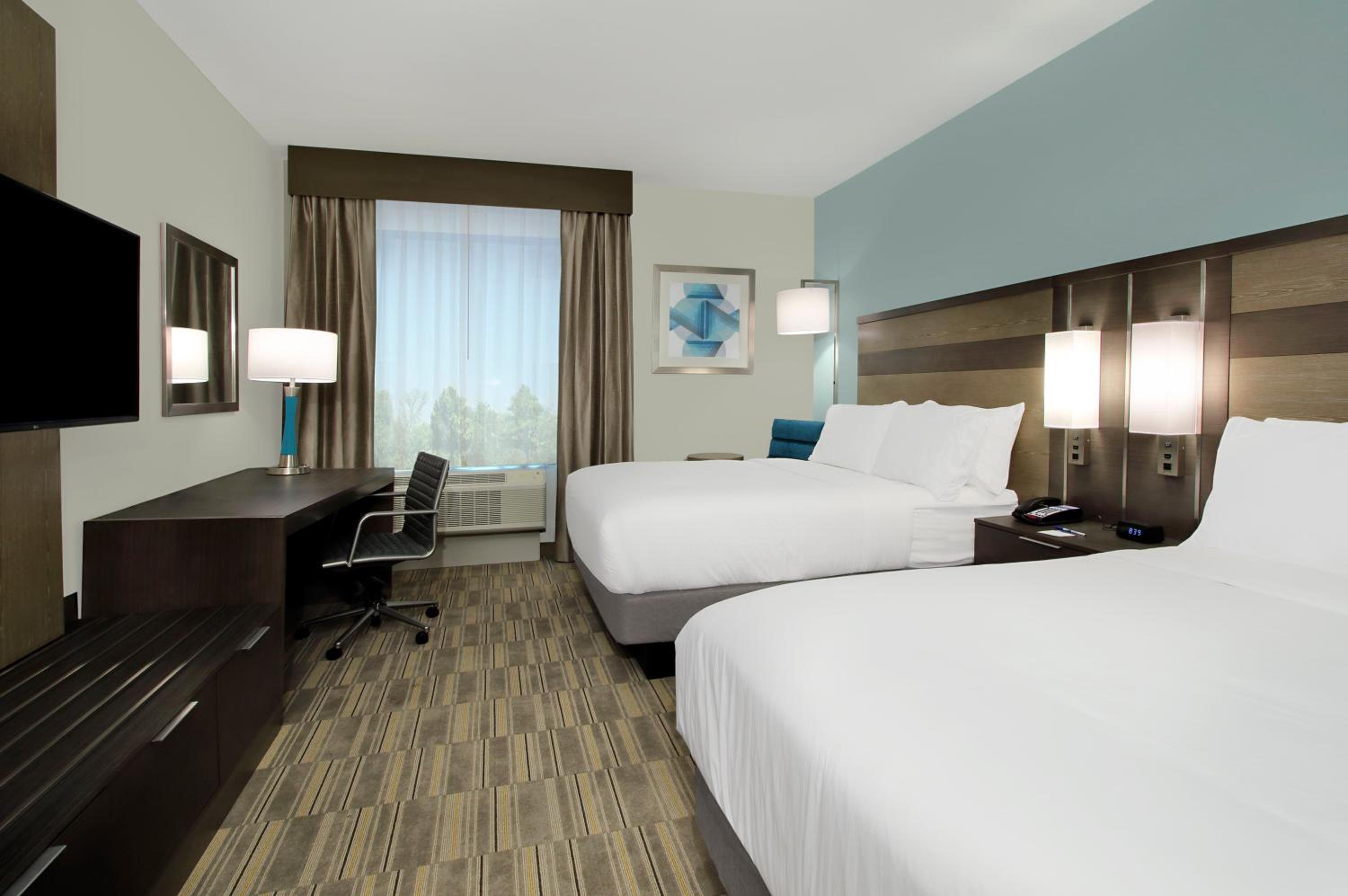holiday inn express and suites lake charles south