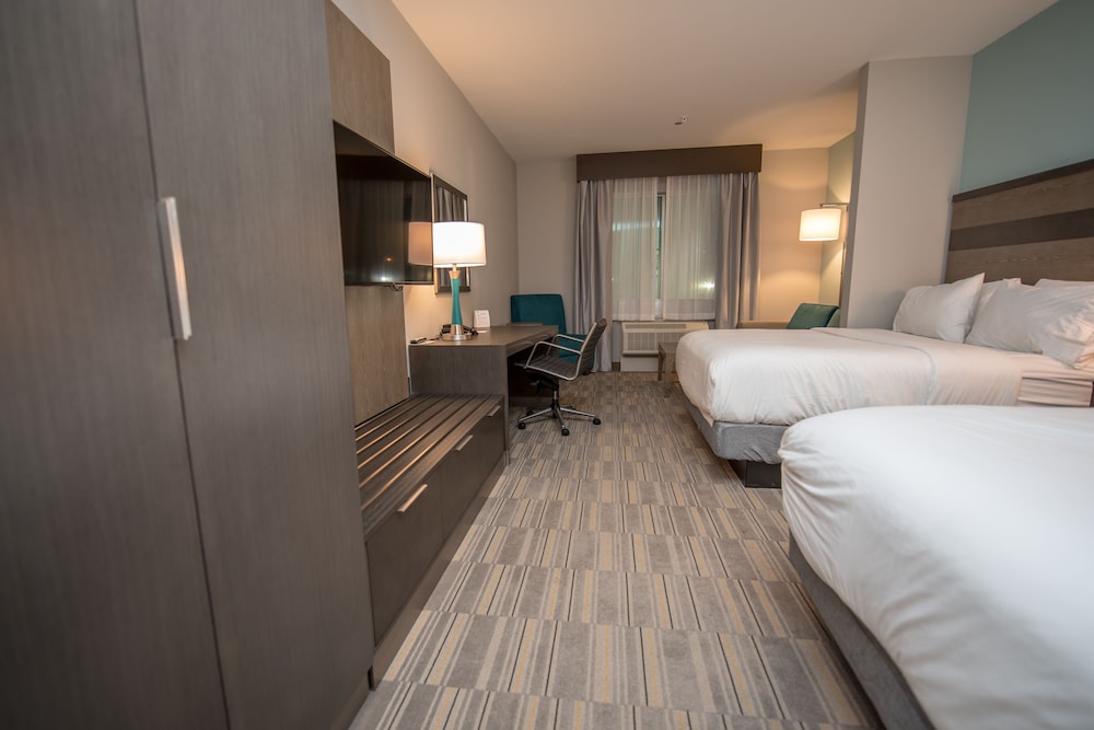 holiday inn express and suites lake charles south