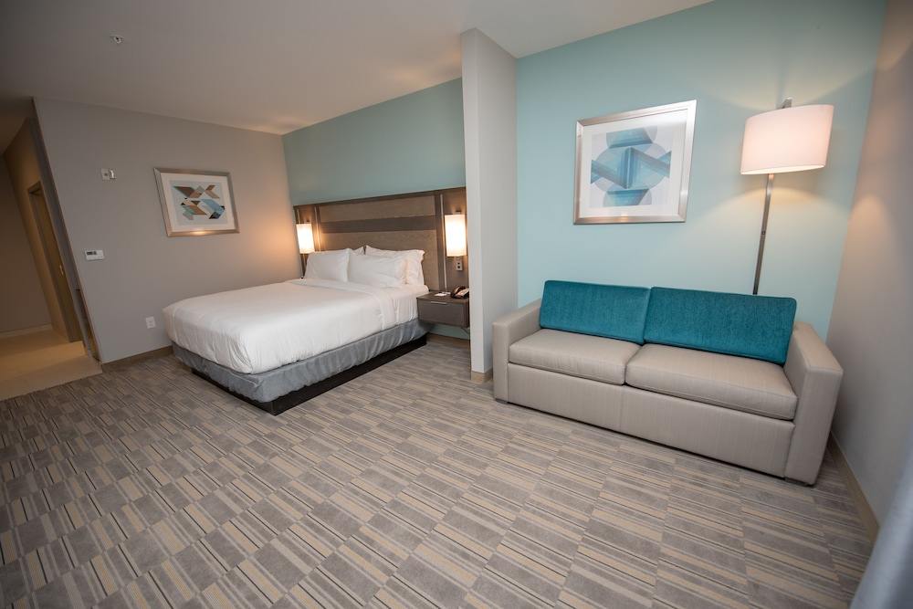 holiday inn express and suites lake charles south