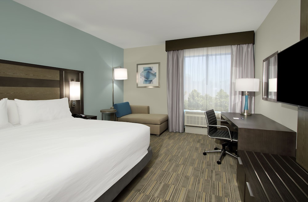holiday inn express and suites lake charles south