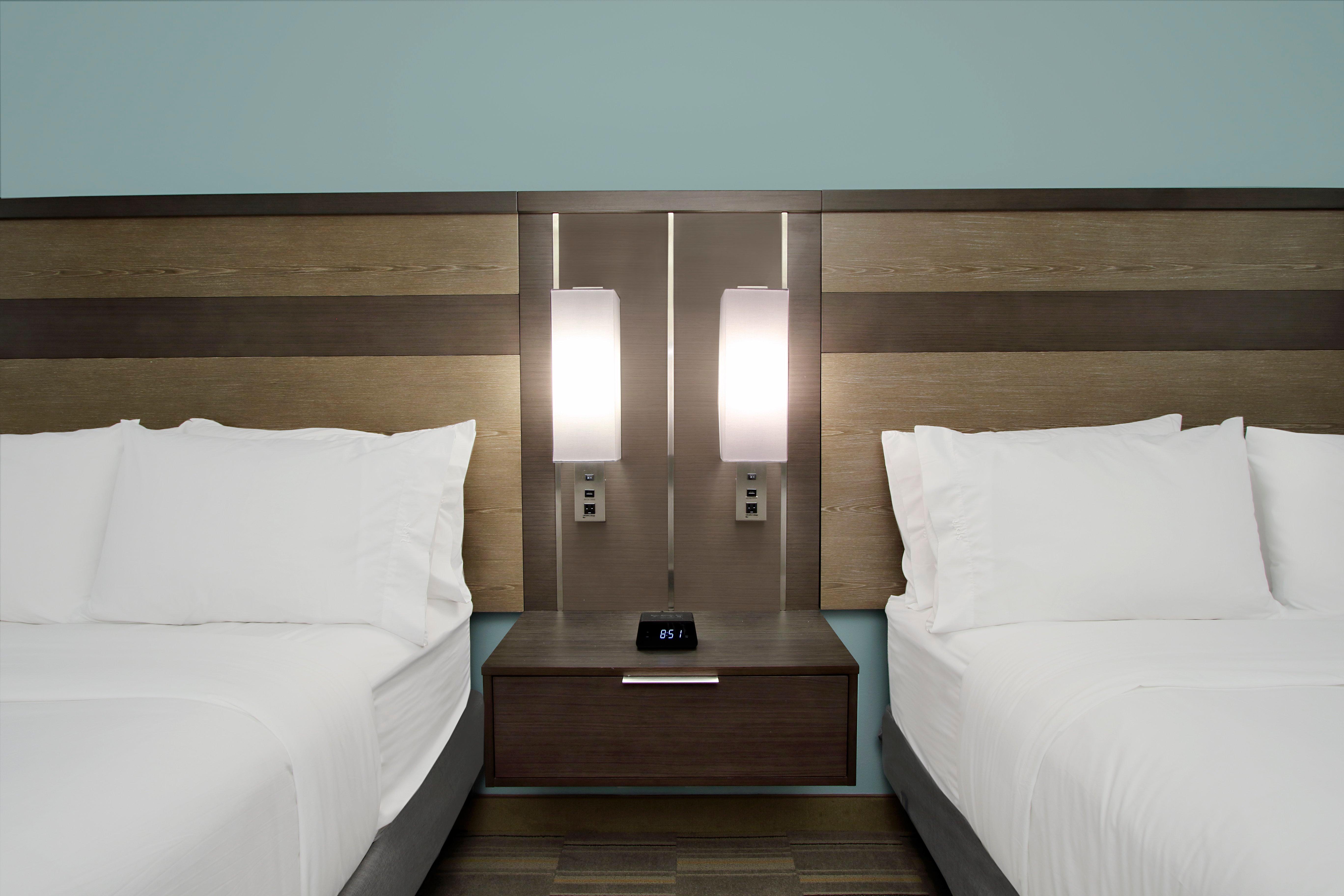 holiday inn express and suites lake charles south