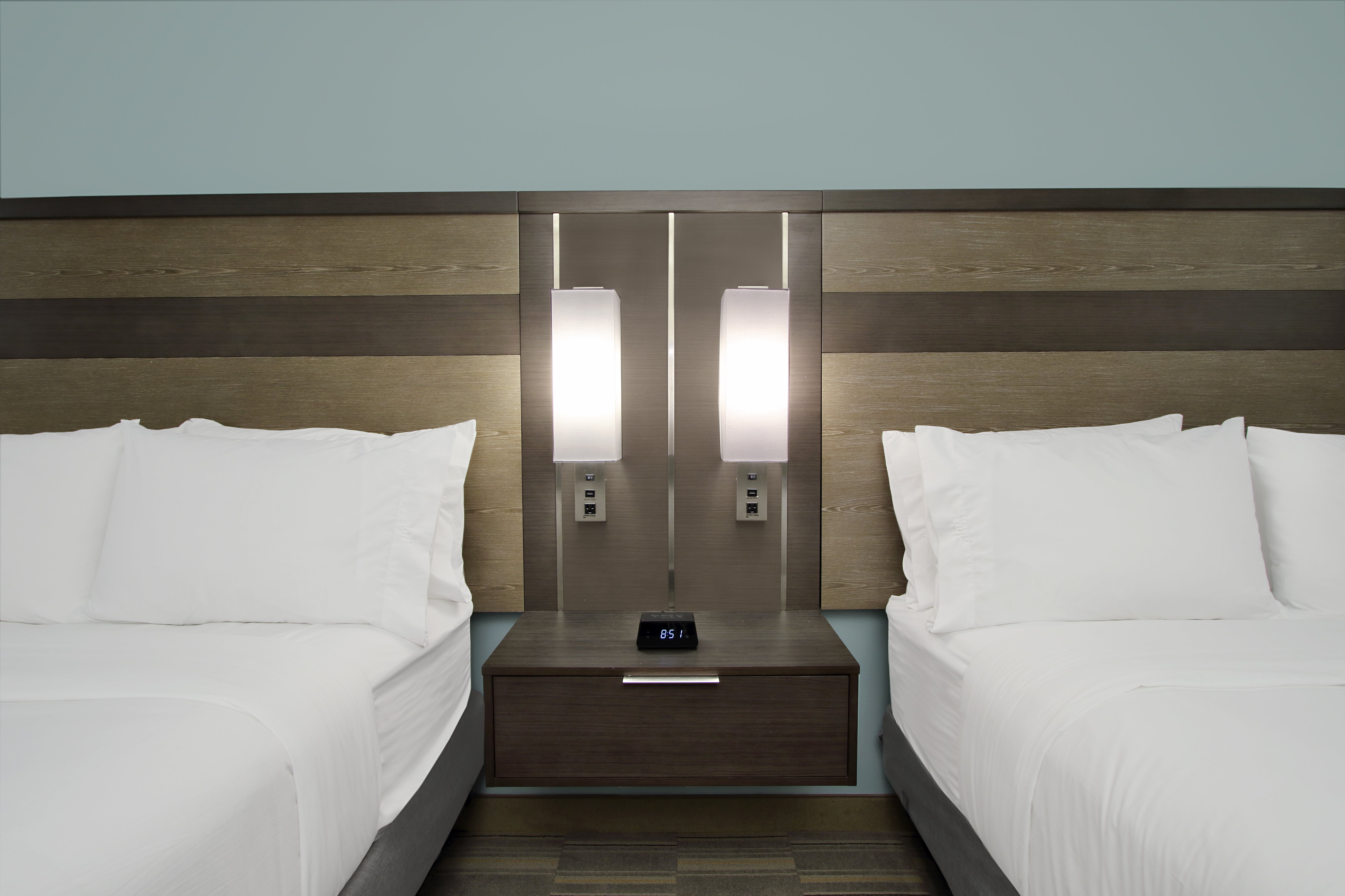 holiday inn express and suites lake charles south