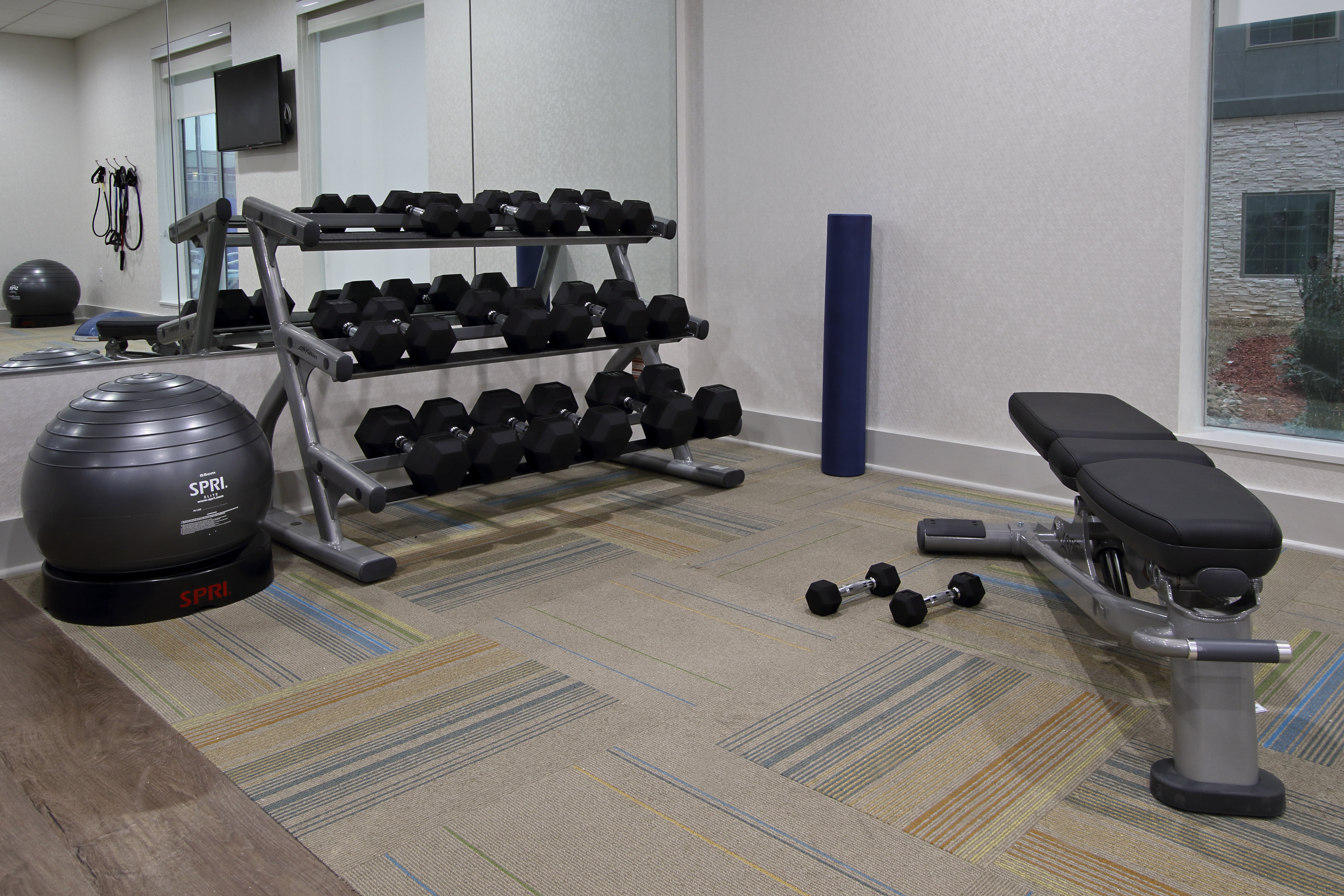 holiday inn express and suites lake charles south