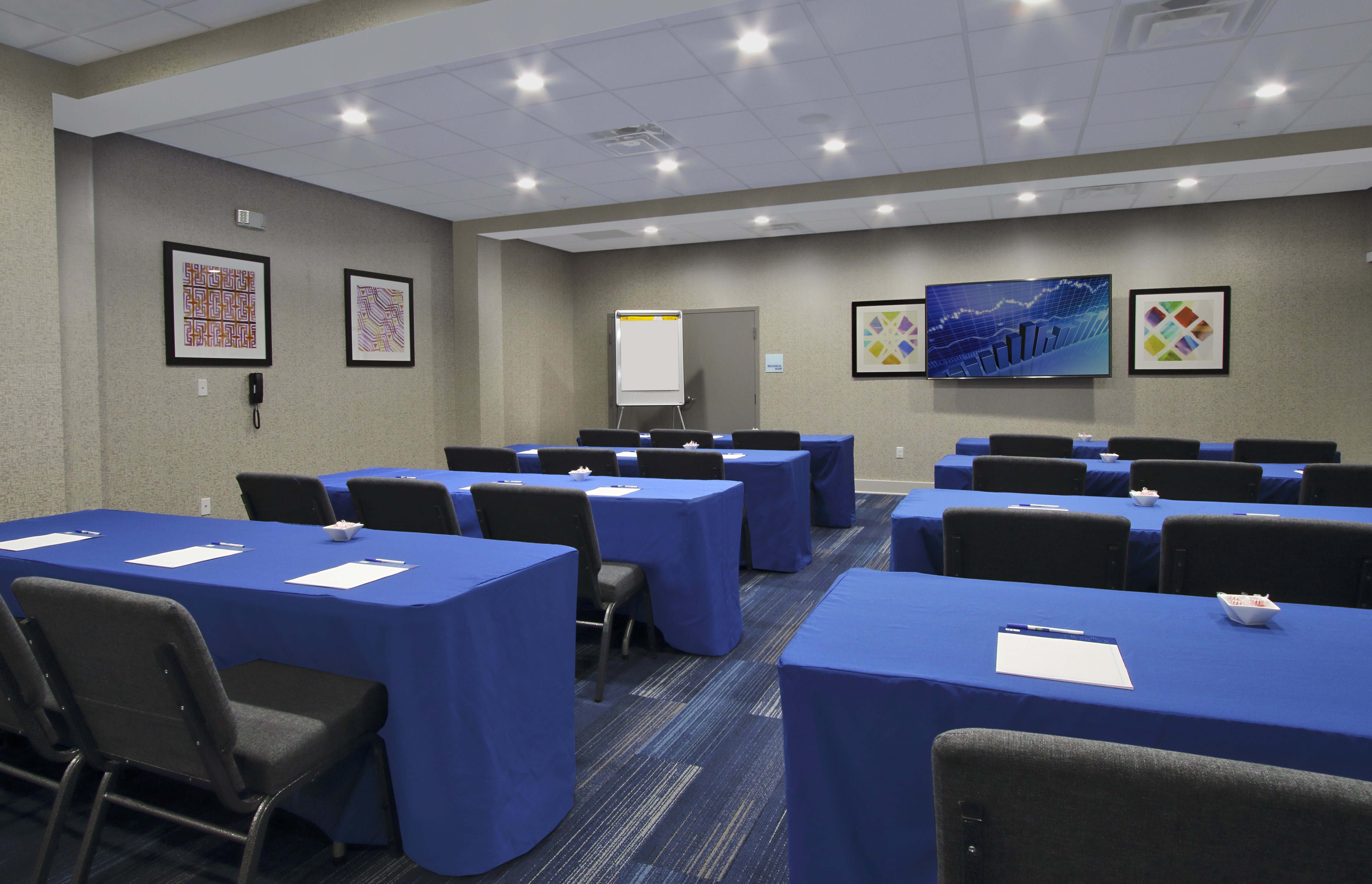 holiday inn express and suites lake charles south