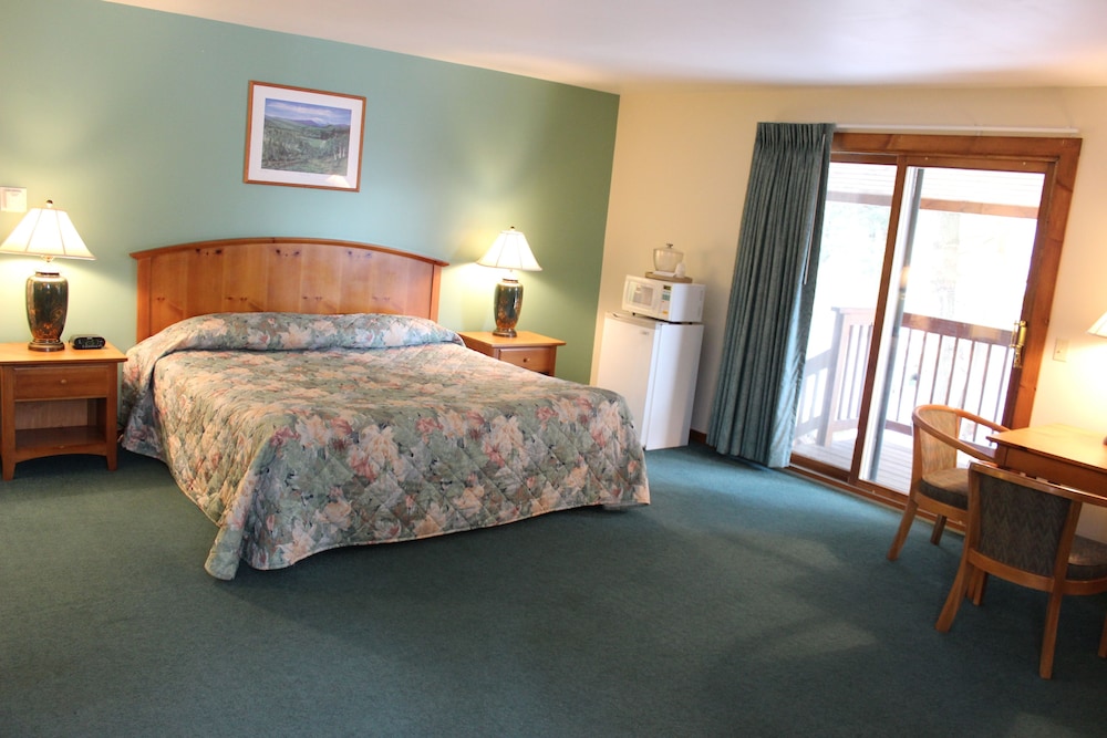 nootka lodge