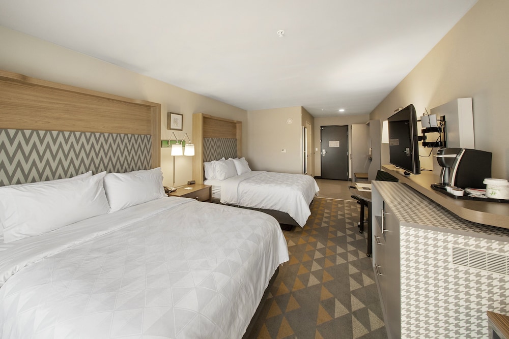 holiday inn and suites decatur forsyth by ihg