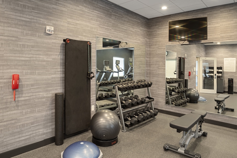 holiday inn and suites decatur forsyth by ihg