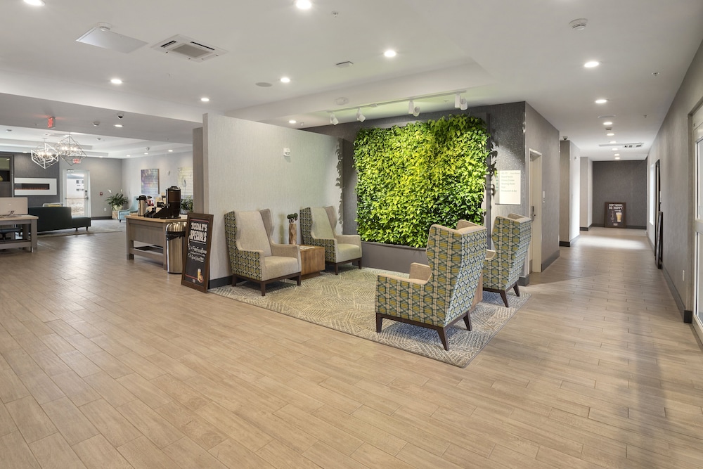 holiday inn and suites decatur forsyth by ihg