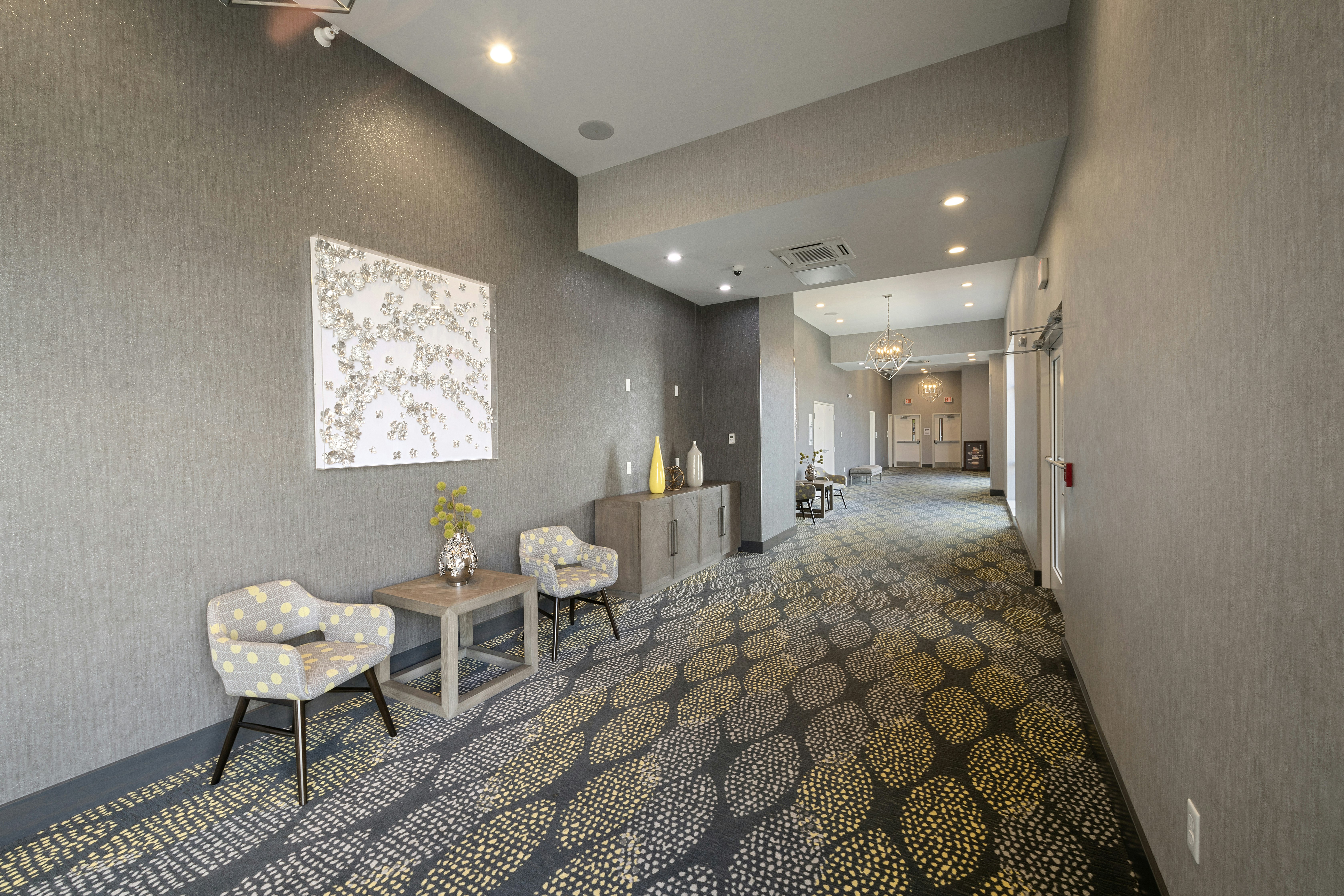 holiday inn and suites decatur forsyth by ihg