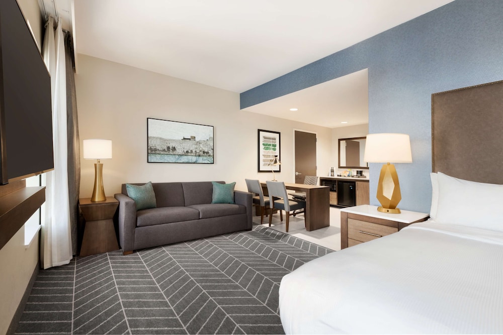 embassy suites by hilton wilmington riverfront