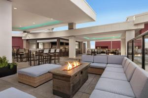 Embassy Suites By Hilton Wilmington Riverfront,Wilmington>>Leland,4 star