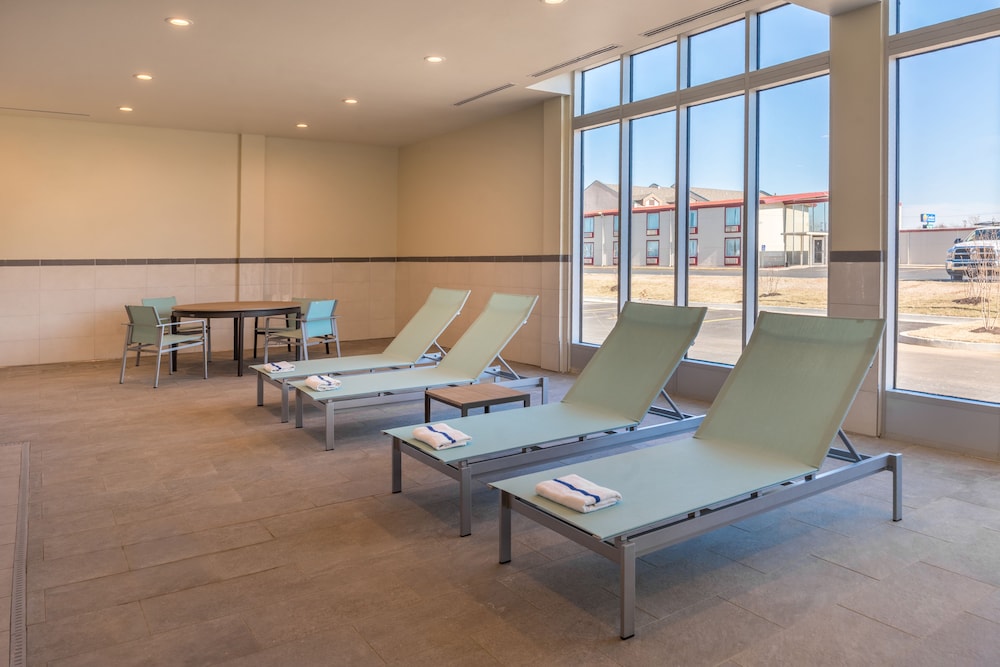 holiday inn joplin by ihg