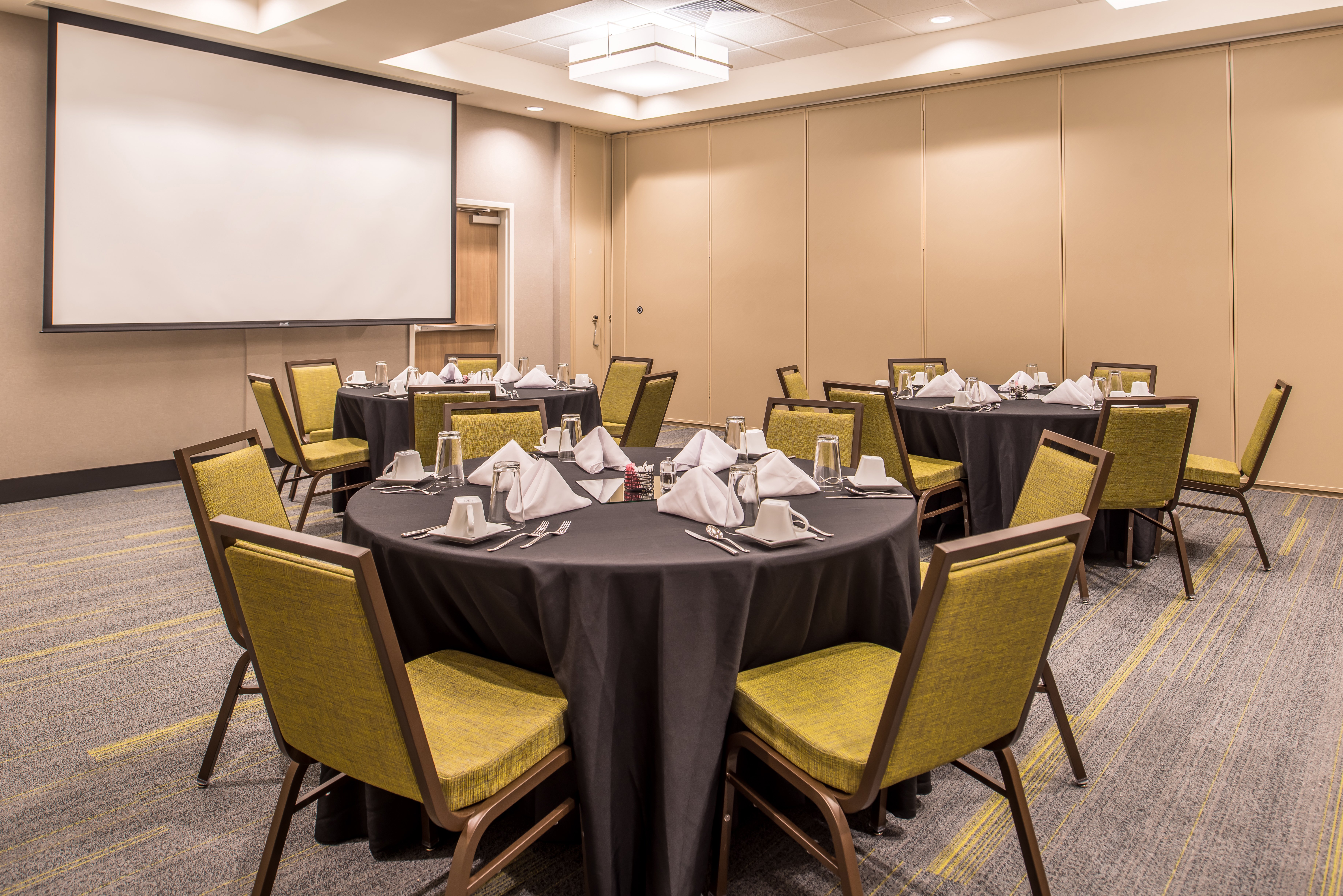 holiday inn joplin by ihg