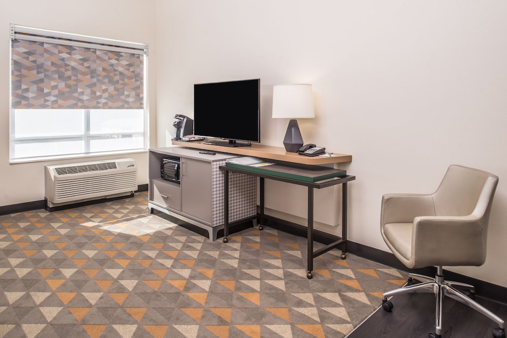 holiday inn joplin by ihg