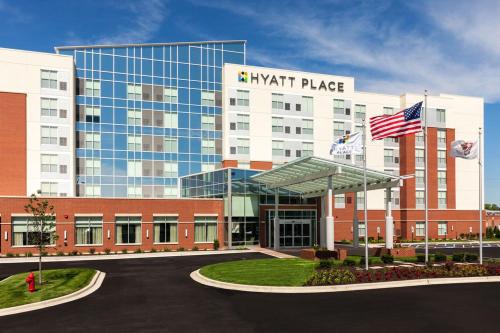 hyatt place delano
