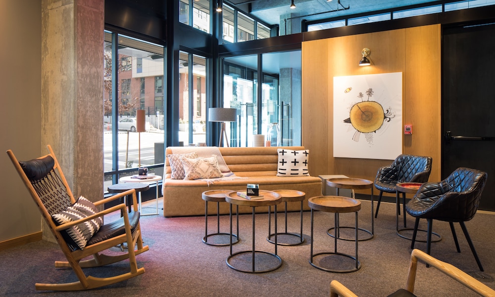 moxy seattle downtown