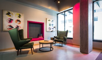 moxy seattle downtown