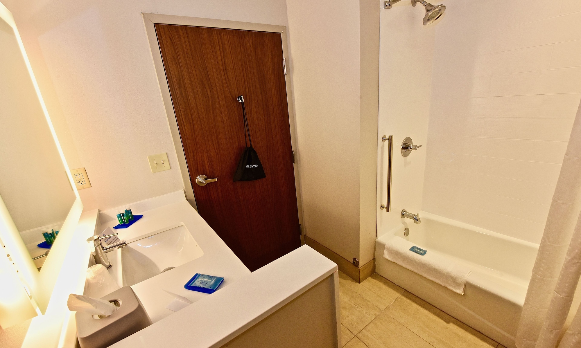 holiday inn express and suites perryville by ihg