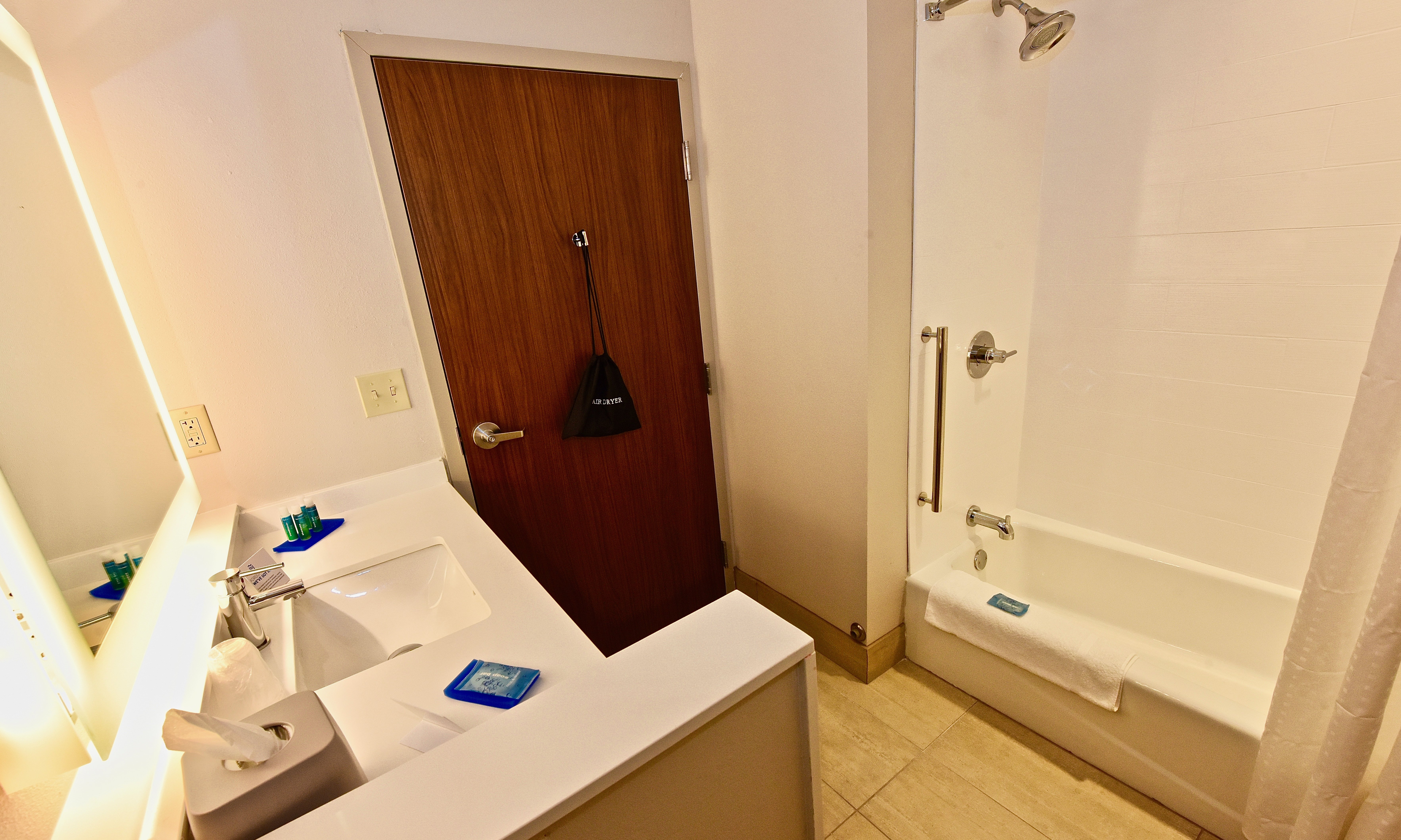 holiday inn express and suites perryville by ihg