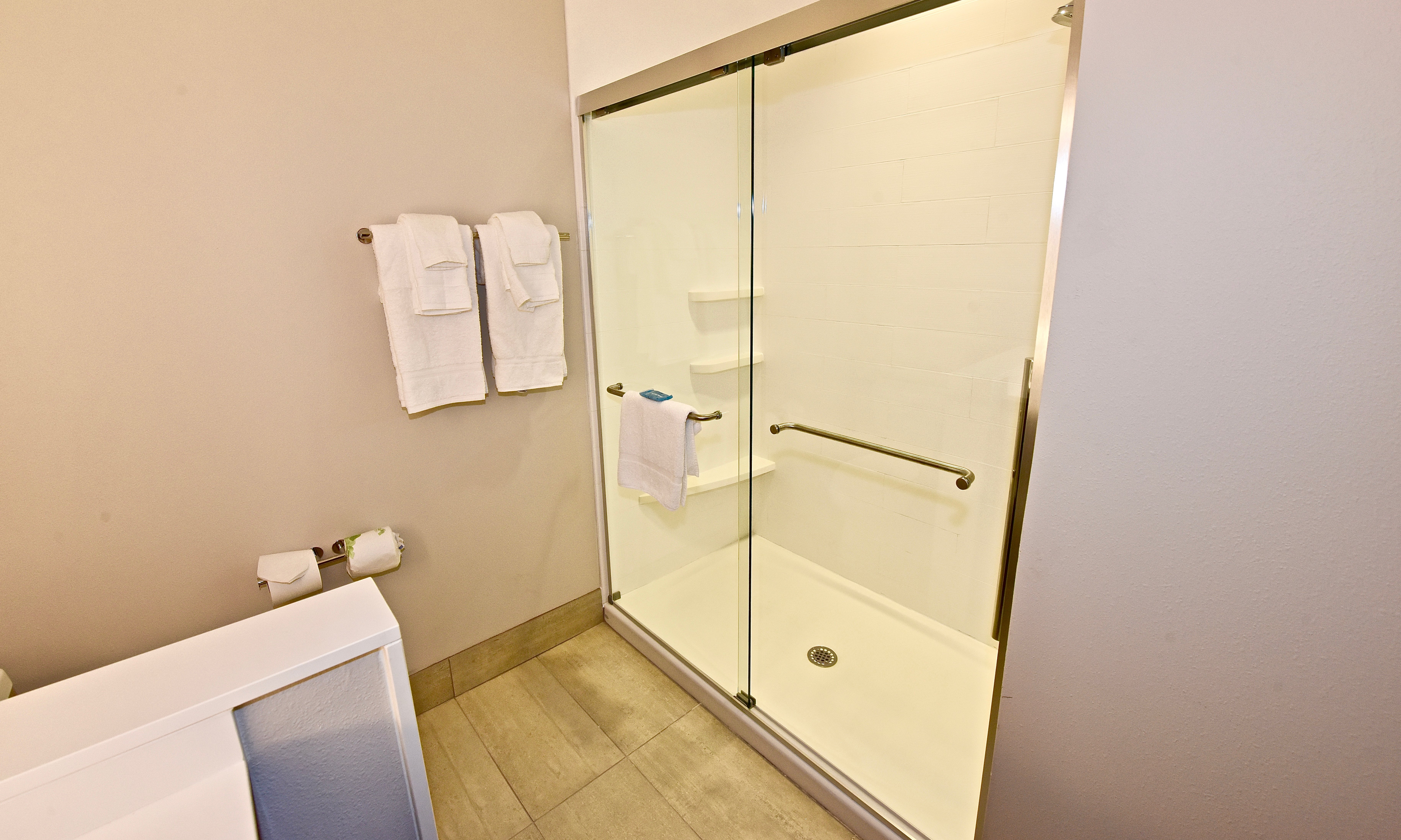 holiday inn express and suites perryville by ihg