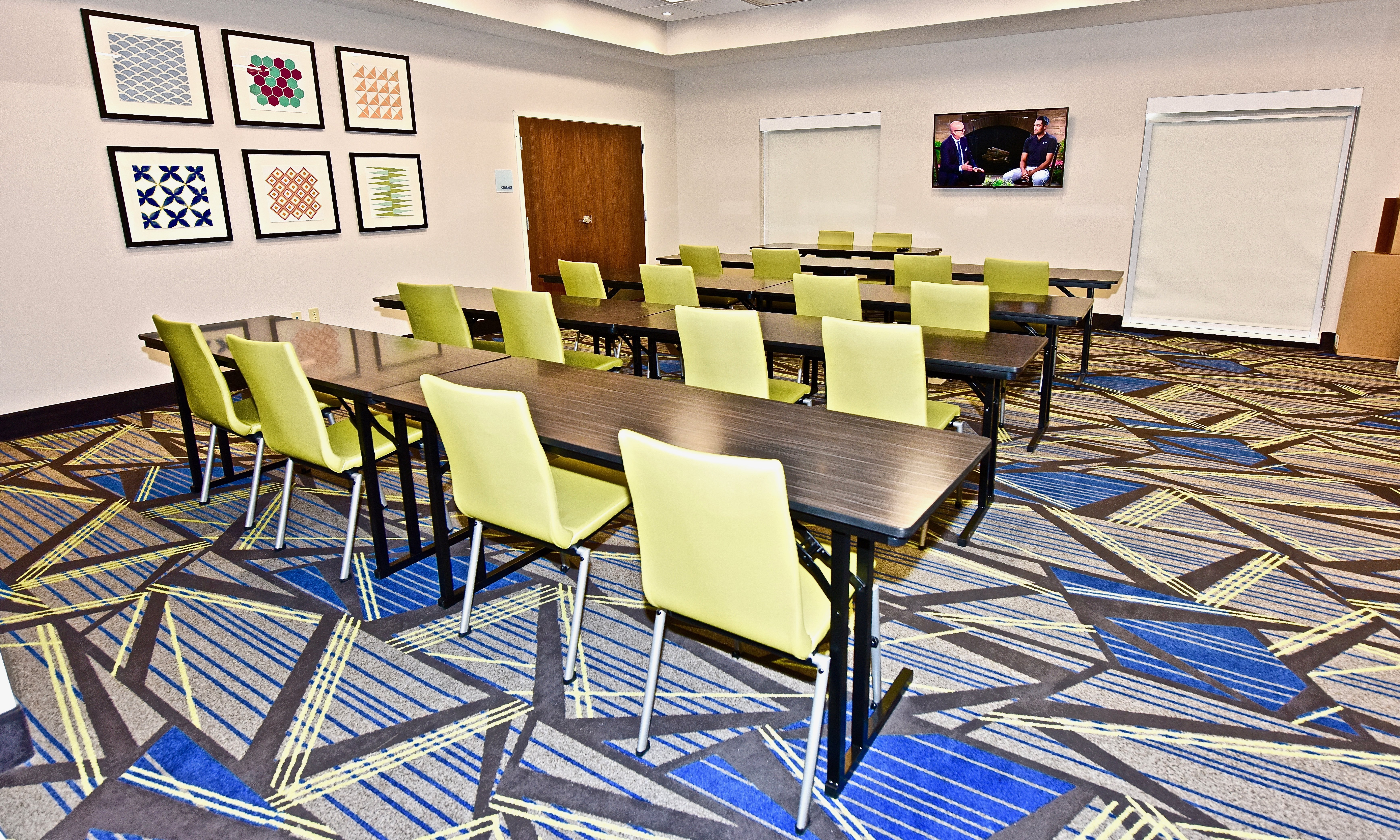 holiday inn express and suites perryville by ihg