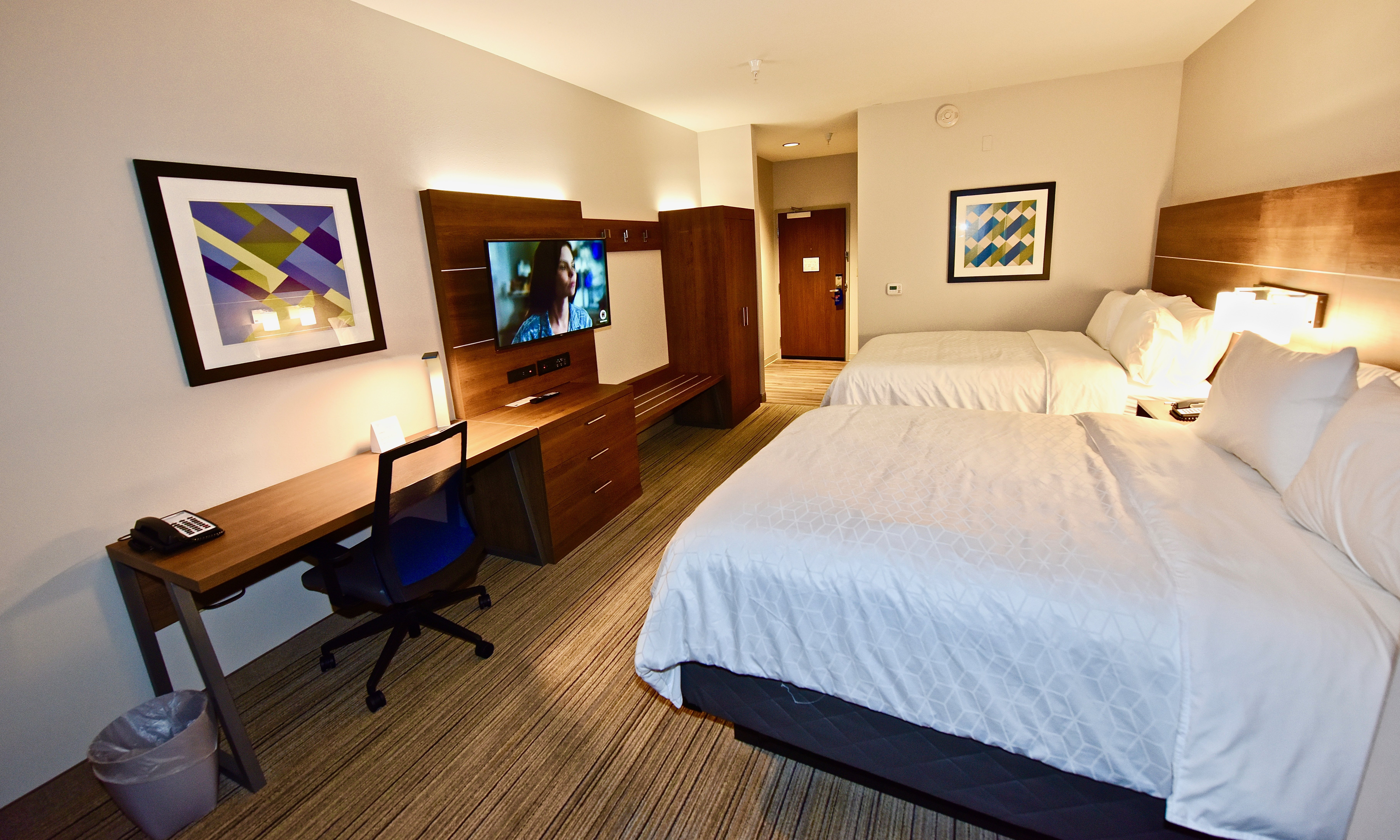 holiday inn express and suites perryville by ihg
