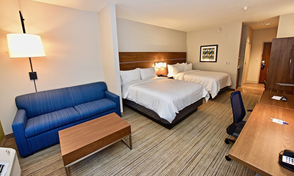 holiday inn express and suites perryville by ihg