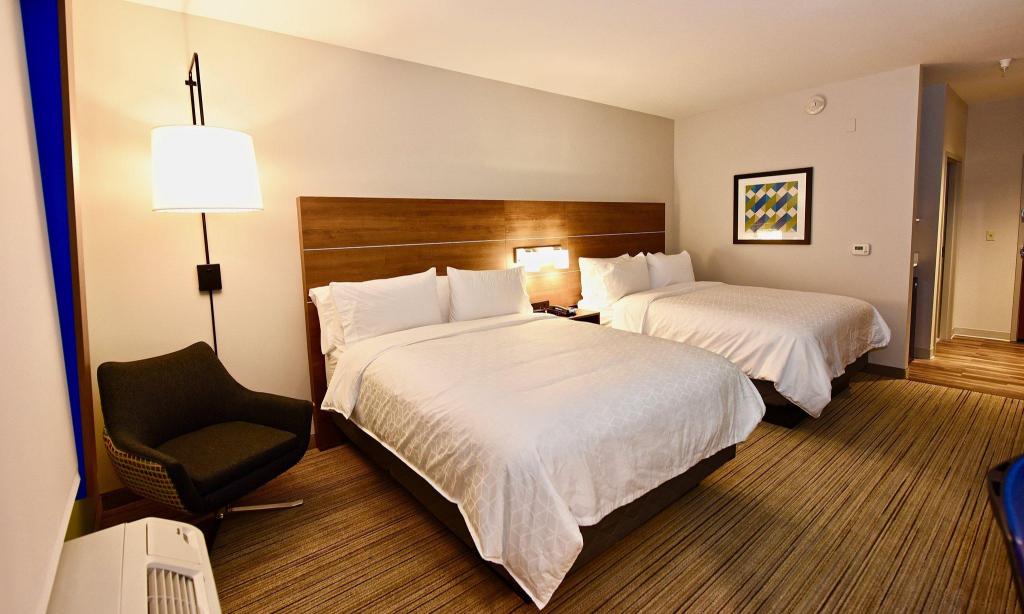 holiday inn express and suites perryville by ihg