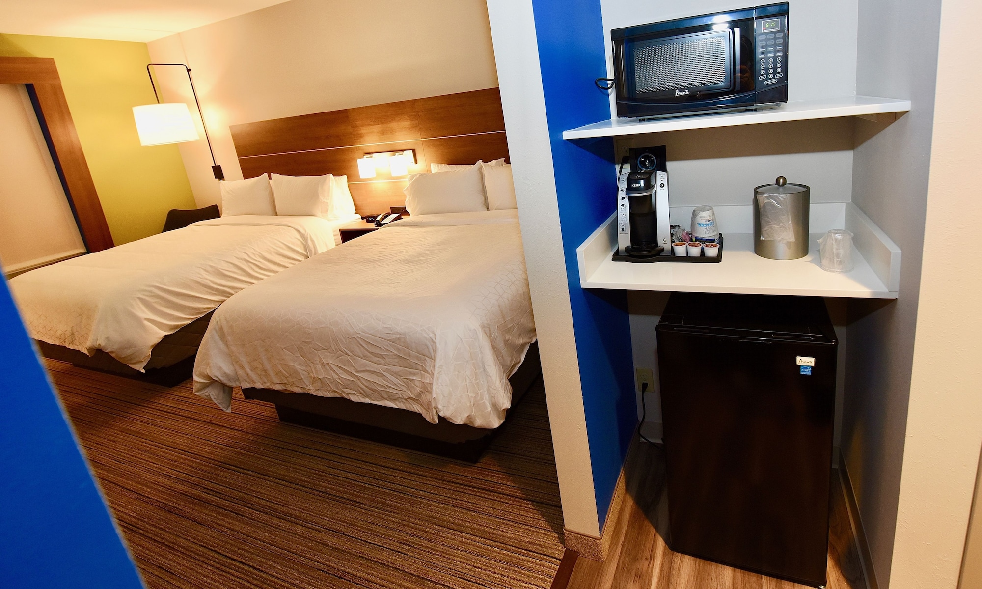 holiday inn express and suites perryville by ihg